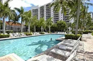 3640 Yacht Club Dr, Aventura, FL 33180 - Photo 42