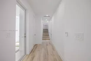 3164 Plaza St, Coconut Grove, FL 33133 - Photo 8