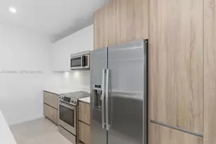 529 SW 11th St, Miami, FL 33129 - Photo 8