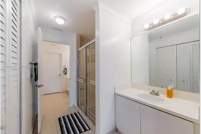 6540 NW 114th Ave #1423, Doral, FL 33178 - Photo 32