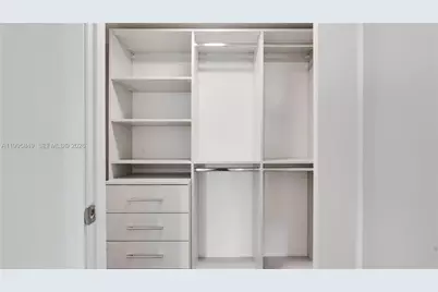 555 NE 34th St #609, Miami, FL 33137 - Photo 24