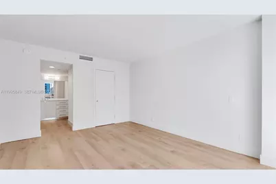 555 NE 34th St #609, Miami, FL 33137 - Photo 22