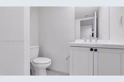 555 NE 34th St #609, Miami, FL 33137 - Photo 20