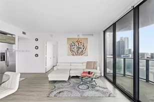 121 NE 34th St, Miami, FL 33137 - Photo 1