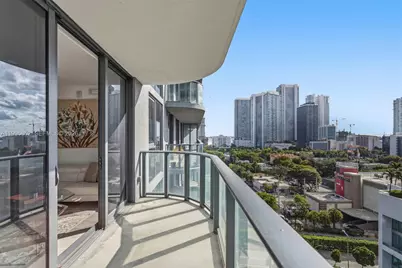 121 NE 34th St #1001, Miami, FL 33137 - Photo 20