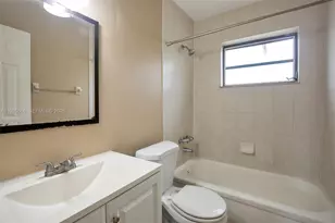 4061 N Dixie Hwy, Oakland Park, FL 33334 - Photo 10