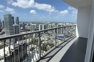 1750 N Bayshore Dr, Miami, FL 33132 - Photo 4