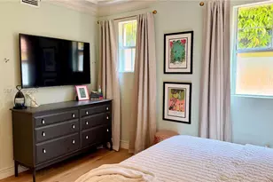736 13th St, Miami Beach, FL 33139 - Photo 16
