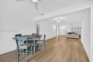 2481 SE 15th St, Pompano Beach, FL 33062 - Photo 10