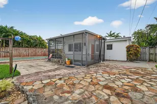 1419 Harding St, Hollywood, FL 33020 - Photo 2