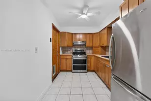 1419 Harding St, Hollywood, FL 33020 - Photo 32