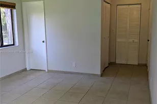 460 Lakeview Dr, Weston, FL 33326 - Photo 8