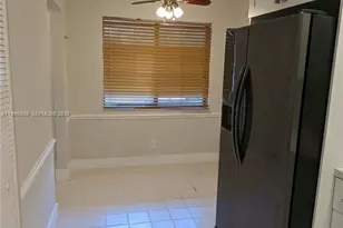 460 Lakeview Dr, Weston, FL 33326 - Photo 20