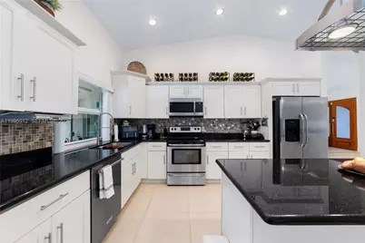 11690 Island Lakes Ln, Boca Raton, FL 33498 - Photo 14