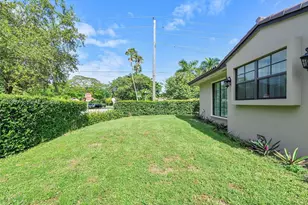1500 Biarritz Dr, Miami Beach, FL 33141 - Photo 22