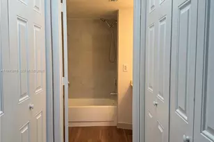 6276 NW 186th St, Hialeah, FL 33015 - Photo 14