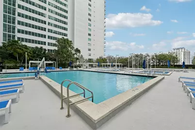 1800 N Bayshore Dr #2811, Miami, FL 33132 - Photo 22