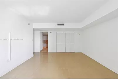 1800 N Bayshore Dr #2811, Miami, FL 33132 - Photo 14