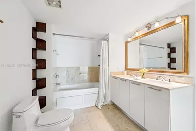 1800 N Bayshore Dr #2811, Miami, FL 33132 - Photo 12