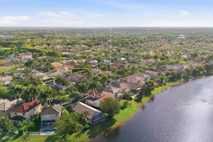 1326 Canary Island Dr, Weston, FL 33327 - Photo 46