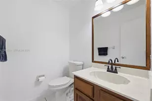 676 NW 107th Ln, Coral Springs, FL 33071 - Photo 26