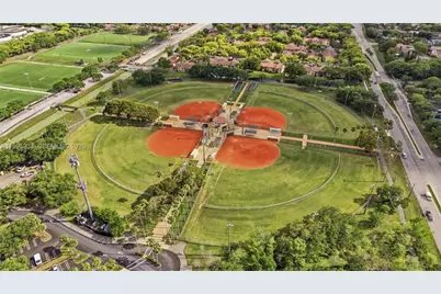 676 NW 107th Ln, Coral Springs, FL 33071 - Photo 42