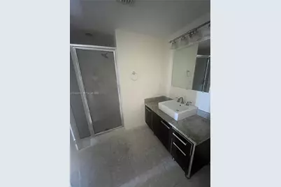 185 SW 7th St #3211, Miami, FL 33130 - Photo 10