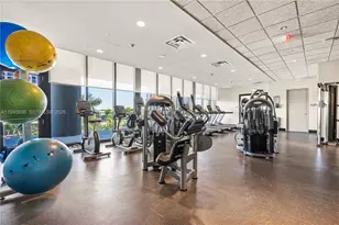 5300 Paseo Blvd, Doral, FL 33166 - Photo 16