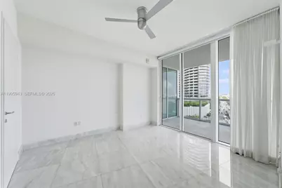 450 Alton Rd #910, Miami Beach, FL 33139 - Photo 18