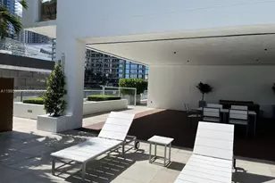 55 SE 6th St, Miami, FL 33131 - Photo 28