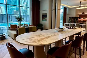 77 SE 5th St, Miami, FL 33131 - Photo 16