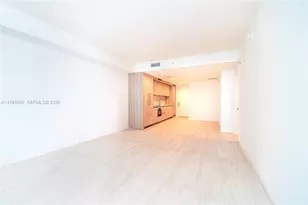 77 SE 5th St, Miami, FL 33131 - Photo 54