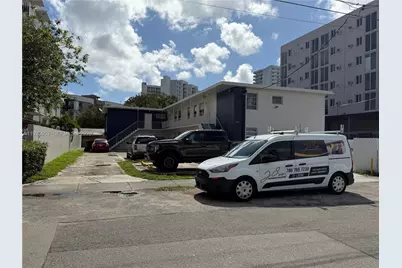 1607 NW 16th Ave #1, Miami, FL 33125 - Photo 6