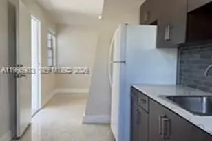 1607 NW 16th Ave, Miami, FL 33125 - Photo 2