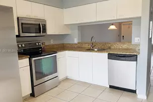 9905 NW 57th Manor, Coral Springs, FL 33076 - Photo 4