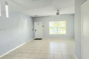 9905 NW 57th Manor, Coral Springs, FL 33076 - Photo 6