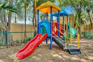 19801 E Country Club Dr, Aventura, FL 33180 - Photo 32