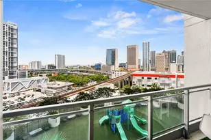 90 SW 3rd St, Miami, FL 33130 - Photo 26