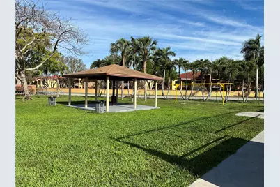 6858 NW 173rd Dr #305, Hialeah, FL 33015 - Photo 8