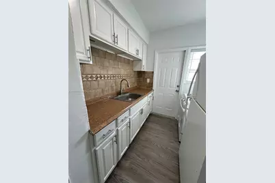 1024 Pennsylvania Ave #4, Miami Beach, FL 33139 - Photo 8
