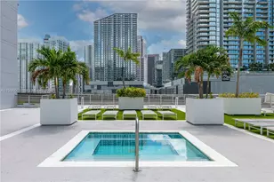690 SW 1st Ct, Miami, FL 33130 - Photo 18