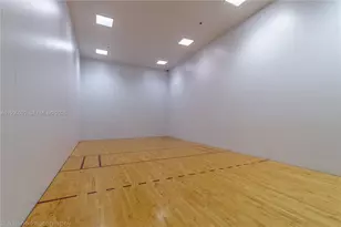 690 SW 1st Ct, Miami, FL 33130 - Photo 34