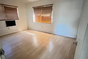 341 Aladdin St, Opa-Locka, FL 33054 - Photo 10