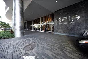 488 NE 18th St, Miami, FL 33132 - Photo 16