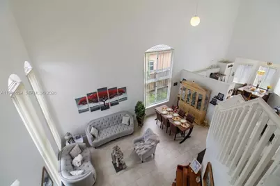1910 SE 14th Cir, Homestead, FL 33035 - Photo 18