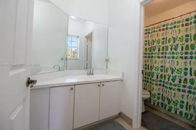 1910 SE 14th Cir, Homestead, FL 33035 - Photo 18