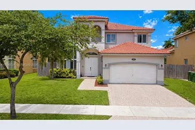 1910 SE 14th Cir, Homestead, FL 33035 - Photo 8