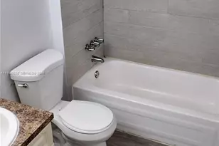 11110 SW 196th St, Cutler Bay, FL 33157 - Photo 10