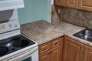 11110 SW 196th St, Cutler Bay, FL 33157 - Photo 4