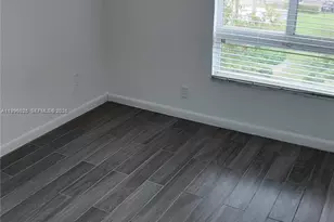 11110 SW 196th St, Cutler Bay, FL 33157 - Photo 14